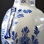 Faience vase with lid -Delft