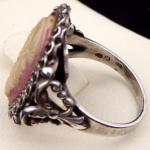 Silver ring with jewelery cameo 