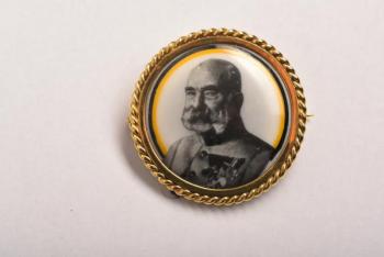 Gold brooch with portrait of Franz Joseph I