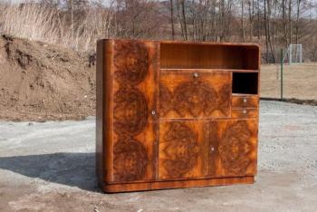 Cabinet - 1930