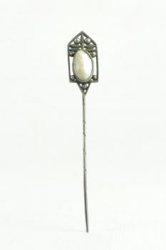 Tie Pin - pearl, silver - Marie Kivnkov - 1910