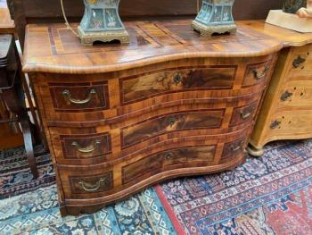 Chest of drawers - 1800
