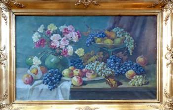 Tomic - Still life with grapes, fruit and carnatio