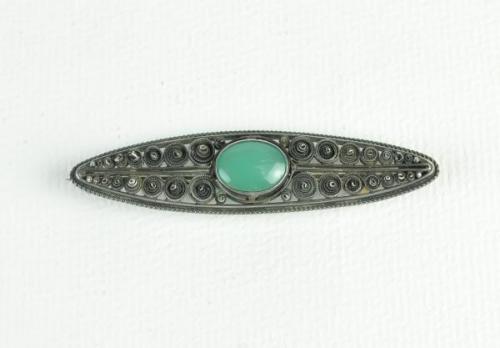 Silver brooch - silver, chrysoprase - Marie Kivnkov - 1915