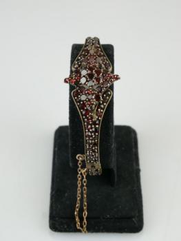 Garnet Bracelet - Czech garnet, tombac - 1900 Garnet Bracelet - Czech garnet, tombac - 1900