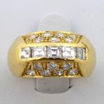 Ring with diamond baguettes and diamonds, yellow g Ring with diamond baguettes and diamonds, yellow g
