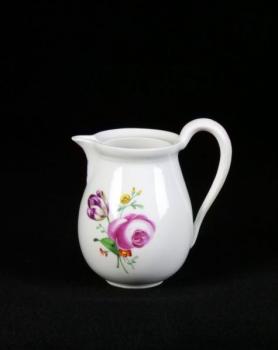 Milk Jug - glazed porcelain, painted porcelain - Porcelánka Vídeň - 1770 Milk Jug - glazed porcelain, painted porcelain - Porcelánka Vídeň - 1770