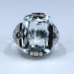 Au 585/1000/ 7.85 g, aquamarine 12.6 ct, brilliant-cut diamonds approx. 0.42 ct Au 585/1000/ 7.85 g, aquamarine 12.6 ct, brilliant-cut diamonds approx. 0.42 ct