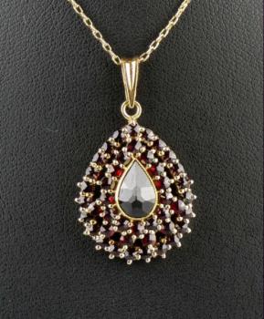 Pendant - gold, Czech garnet - 1995 Pendant - gold, Czech garnet - 1995