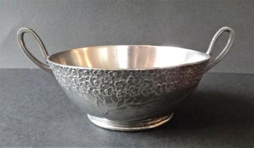 Art Nouveau pewter bowl - Orivit Art Nouveau pewter bowl - Orivit