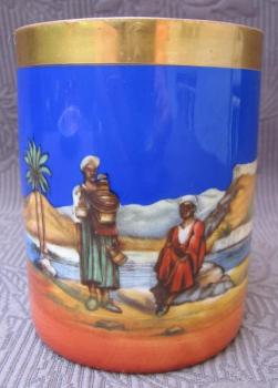 Round Box - 1920 Round Box - 1920