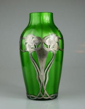 Vase - glass, silver - Loetz - 1905 Vase - glass, silver - Loetz - 1905