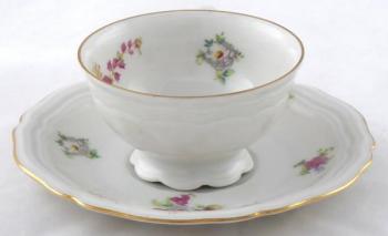 Coffee cup with small flowers - Marie Louise Seltm Coffee cup with small flowers - Marie Louise Seltm