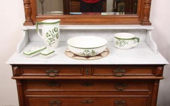 Porcelain Dish Set - porcelain - 1935 Porcelain Dish Set - porcelain - 1935
