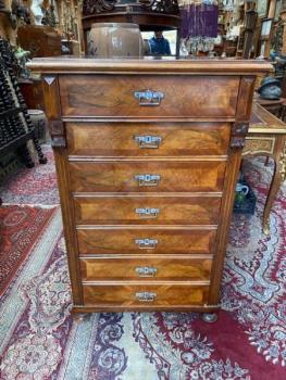 Wellington Chest - 1900 Wellington Chest - 1900