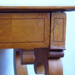 Biedermeier table in cherry veneer Biedermeier table in cherry veneer