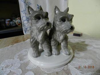 Porcelain Figurine - white porcelain - 1930 Porcelain Figurine - white porcelain - 1930