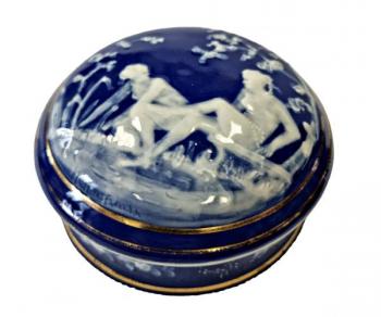 Box - porcelain - 1900 Box - porcelain - 1900