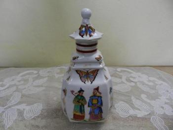Porcelain Decoration - porcelain, painted porcelain - 1850 Porcelain Decoration - porcelain, painted porcelain - 1850