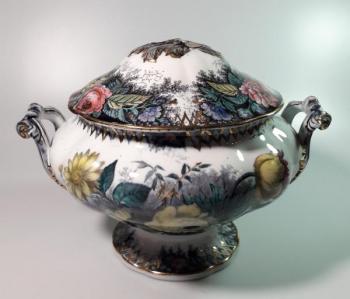 Porcelain Dish Set - 1850 Porcelain Dish Set - 1850