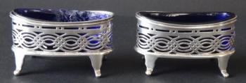 Oval Silver Salt & Pepper Containers - Williams  Oval Silver Salt & Pepper Containers - Williams