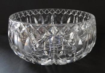 Bowl made of clear cut glass Bowl made of clear cut glass