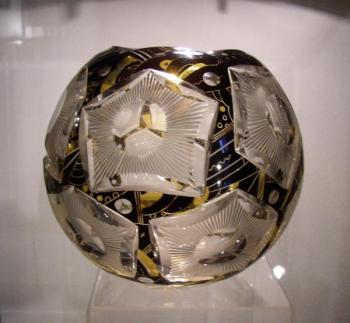 Vase - clear glass - 1930 Vase - clear glass - 1930