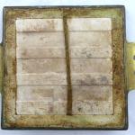 Brass tray with majolica tile - Sarreguemines Brass tray with majolica tile - Sarreguemines
