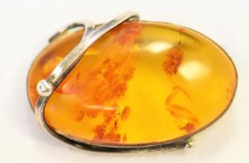 Brooch - silver, amber - 1930 Brooch - silver, amber - 1930