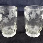 Paired glasses with vine stems Paired glasses with vine stems