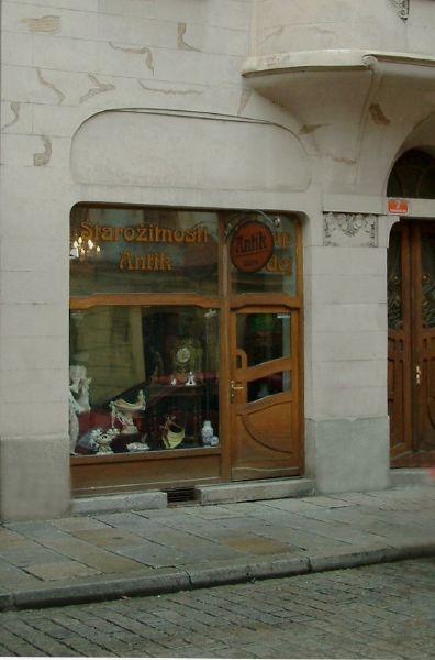 Antiques Sláma Antiques Sláma