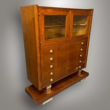 Cabinet - chrome, pearl - 1930 Cabinet - chrome, pearl - 1930