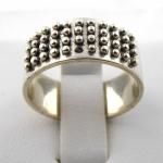 Silver ring with balls Silver ring with balls