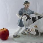 Peasant with cows and plough - Otto Pilz, Meissen Peasant with cows and plough - Otto Pilz, Meissen