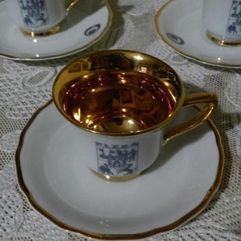 Porcelain Dish Set - porcelain - 1960 Porcelain Dish Set - porcelain - 1960