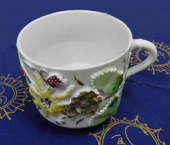 Porcelain Mug - ceramics - 1960 Porcelain Mug - ceramics - 1960