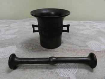 mortar - cast iron - 1917 mortar - cast iron - 1917