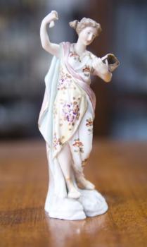 Porcelain Figurine - porcelain Porcelain Figurine - porcelain
