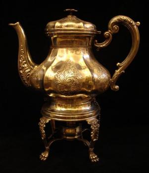 Tea urn Tea urn