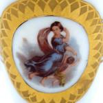 Glass of milk glass and medallion Glass of milk glass and medallion