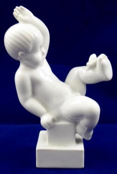 Boy with a fly - Bing & Grondahl, Copenhagen Boy with a fly - Bing & Grondahl, Copenhagen