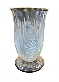 Vase - opal glass - 1930 Vase - opal glass - 1930