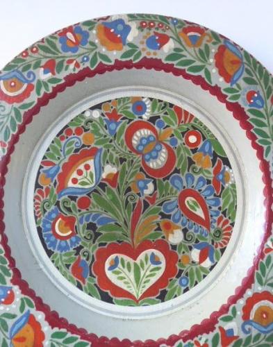 Painted wooden plate, with folk floral pattern Painted wooden plate, with folk floral pattern