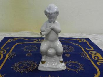 Porcelain Figurine - porcelain, white porcelain - 1920 Porcelain Figurine - porcelain, white porcelain - 1920