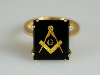 Ring - gold, black onyx - 1995 Ring - gold, black onyx - 1995