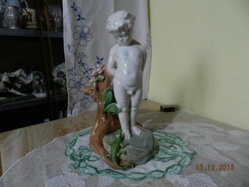 Porcelain Figurine - stoneware - 1920 Porcelain Figurine - stoneware - 1920