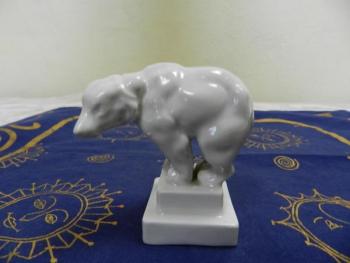 Porcelain Figurine - porcelain - 1930 Porcelain Figurine - porcelain - 1930