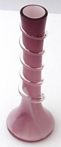 Purple-pink and white vase, with a twisted ring Purple-pink and white vase, with a twisted ring