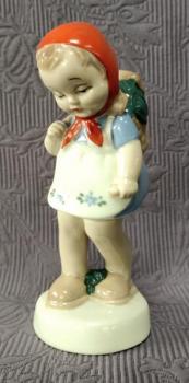 Porcelain Figurine - 1930 Porcelain Figurine - 1930