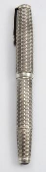 179. SILVER FOUNTAIN PEN - BARCLAY 1302 179. SILVER FOUNTAIN PEN - BARCLAY 1302